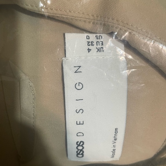 Brand new trench coat - Picture 9 of 10